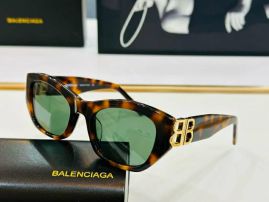 Picture of Balenciga Sunglasses _SKUfw56969093fw